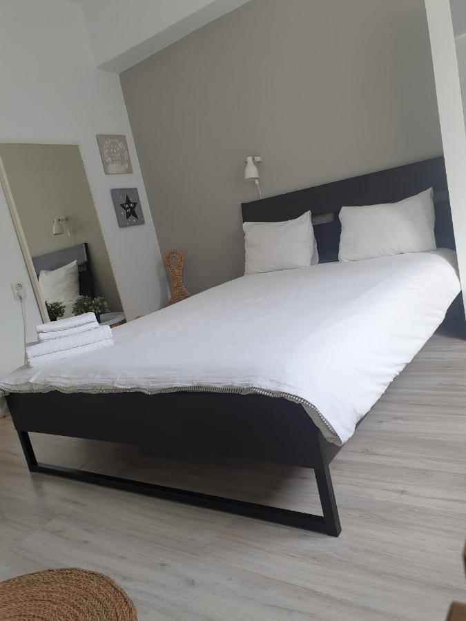 Apartment Old 2 *
